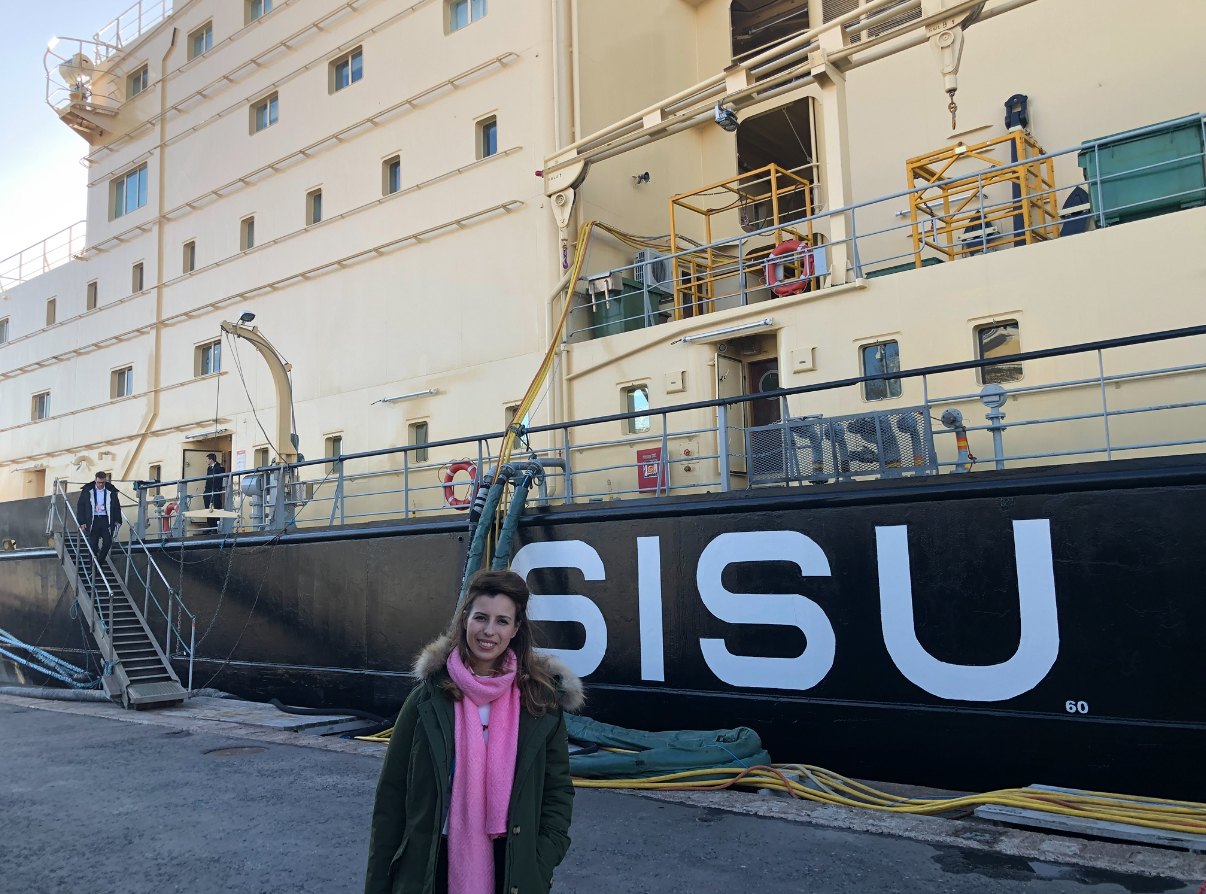 Isabelle-Constance Opalinski with the icebreaker Sisu in Helsinki harbour